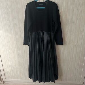 Elie Tahari Black Faux Leather Pleated Dress XL NEW